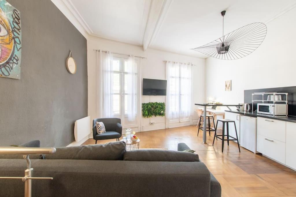 Grand Studio Sur La Comedie Montpellier Extérieur photo